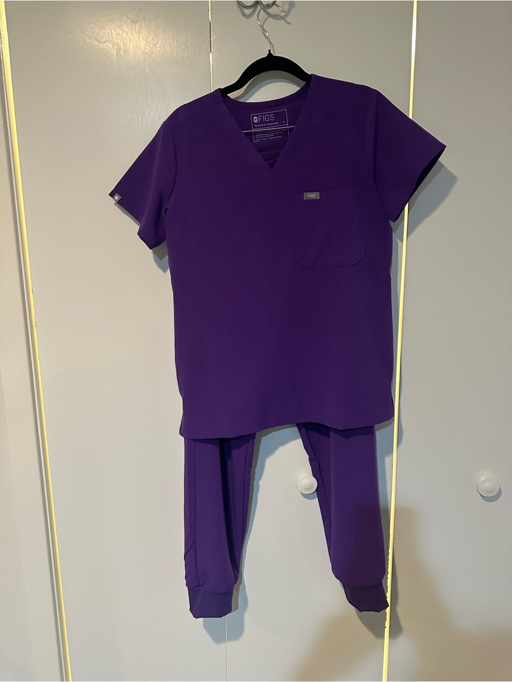 FIGS digital purple color size small
